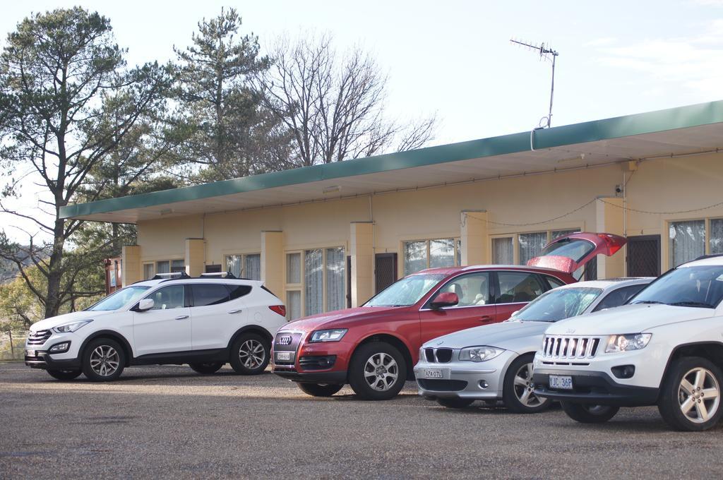 Alpine Country Motel Plus Free Coffee Cooma Exterior foto